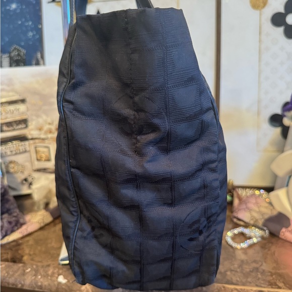 Chanel Travel Line Tote and matching long zippy wallet - Picture 6 of 16